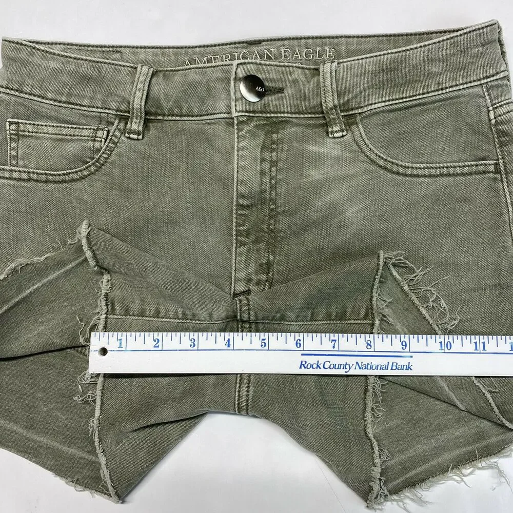 American Eagle Shorts Hi-Rise Shortie Sz 8 Super Super Stretch Green Denim Fray